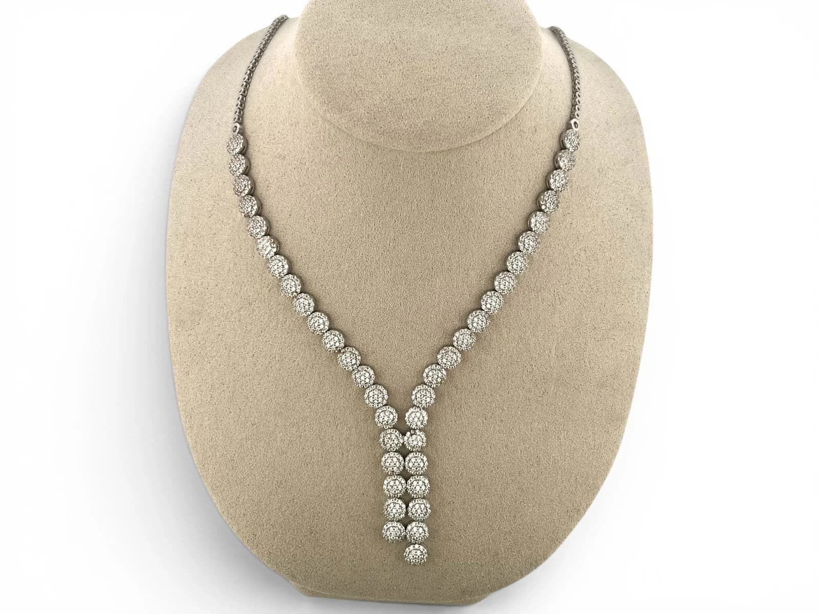 18k Vitguld halsband 20.5g