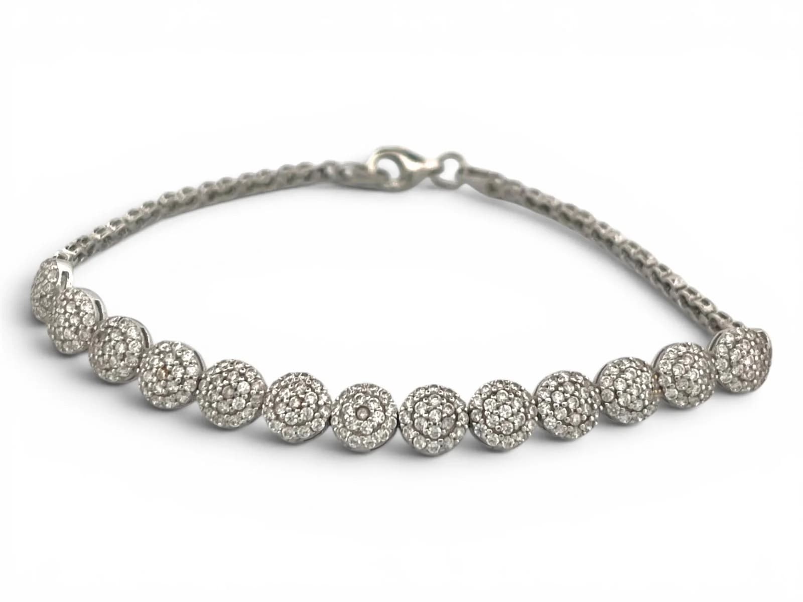 18k Vitguld armband 6.8g — i 18k Vitguld — från sidan