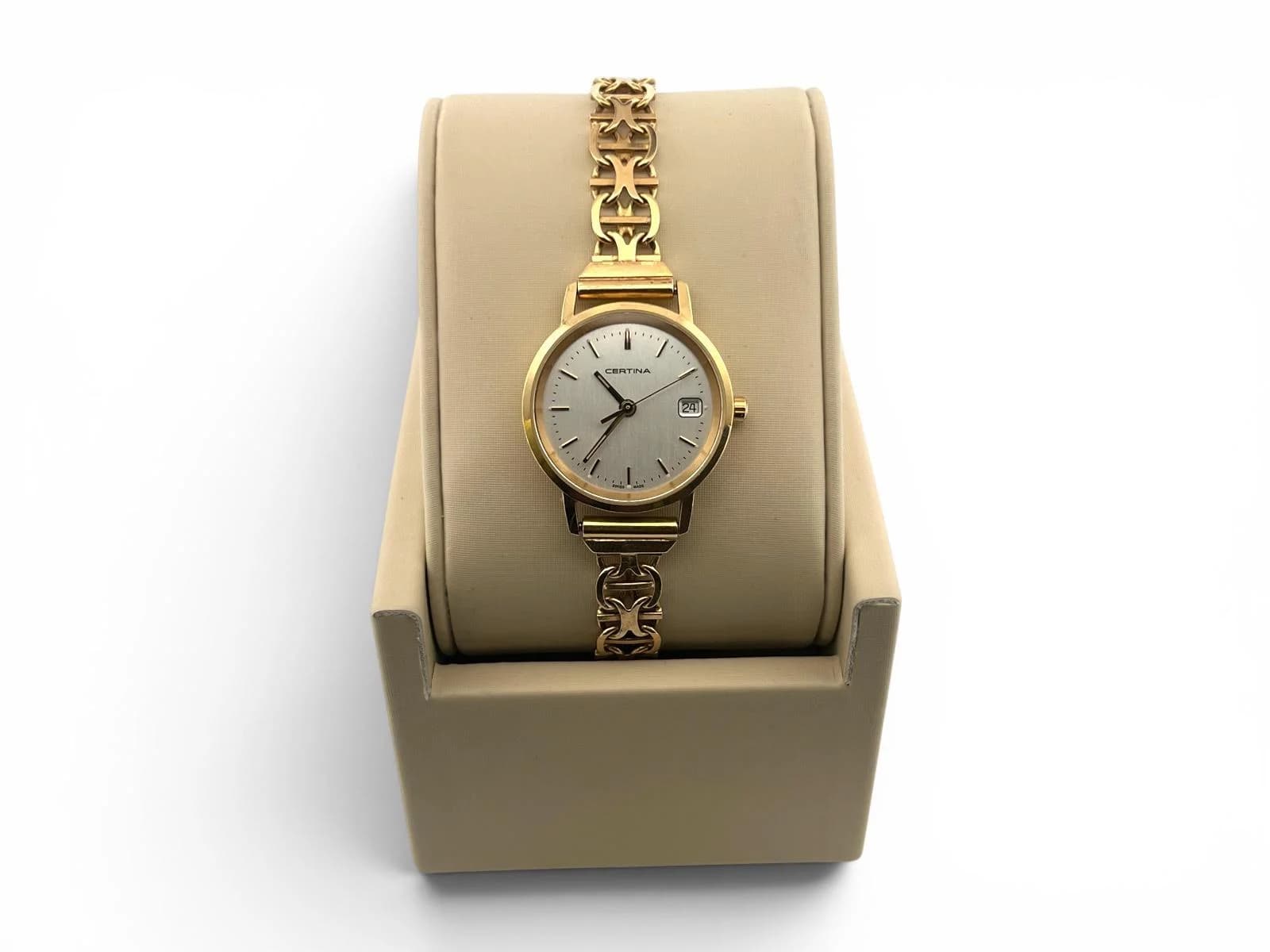 18k Certina klocka med x-länk armbandsur 27.0 gram — framifrån