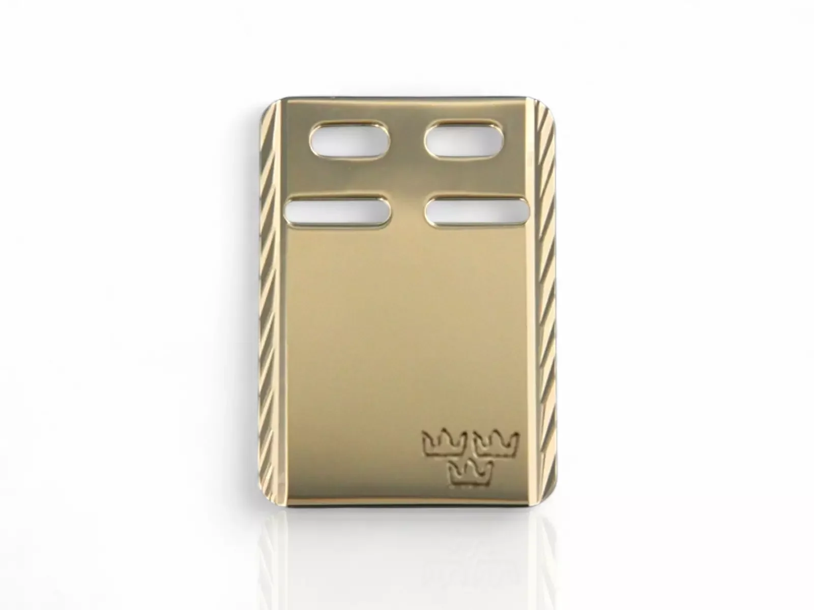 ID-Bricka Facetterad 18k 23mm — från sidan