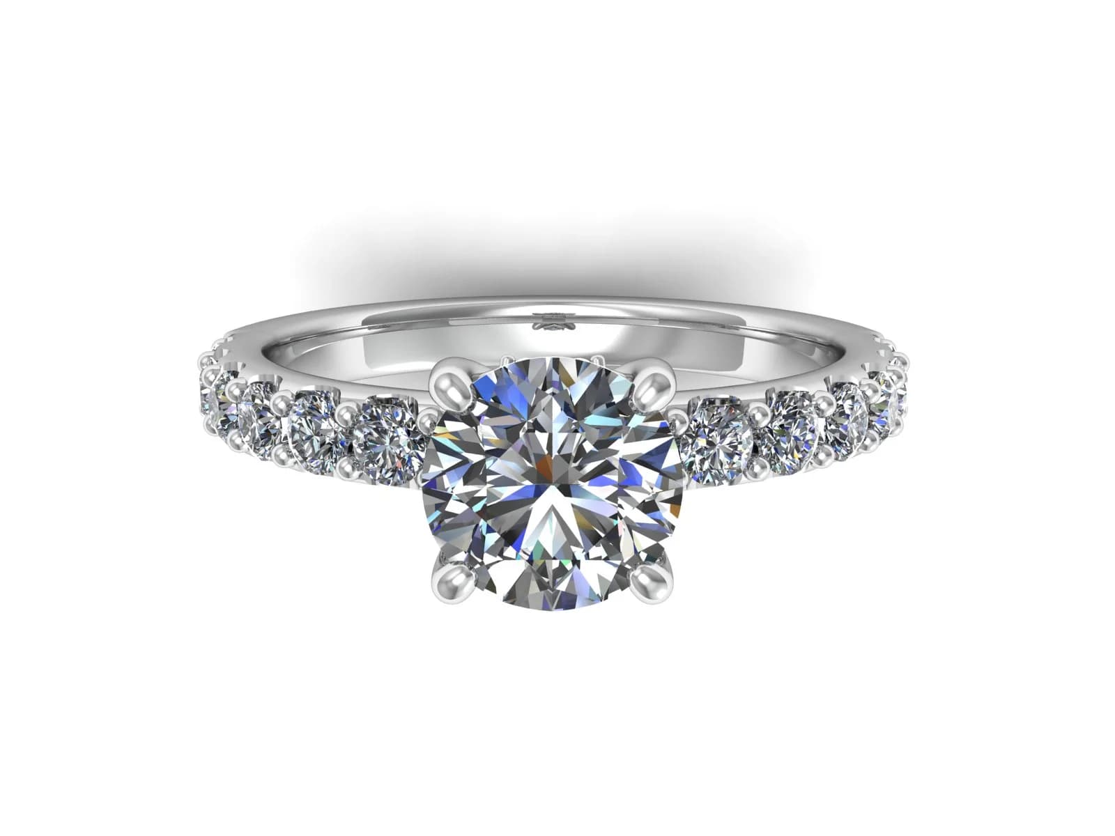 Förlovningsring Bella — i 18k Vitguld — med rundslipad (briljant) diamant — framifrån